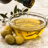 Holy Land Olive Oil Exporters, Wholesaler & Manufacturer | Globaltradeplaza.com