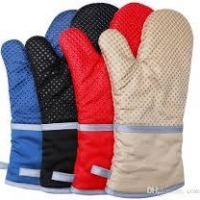 Kitchen Gloves Exporters, Wholesaler & Manufacturer | Globaltradeplaza.com