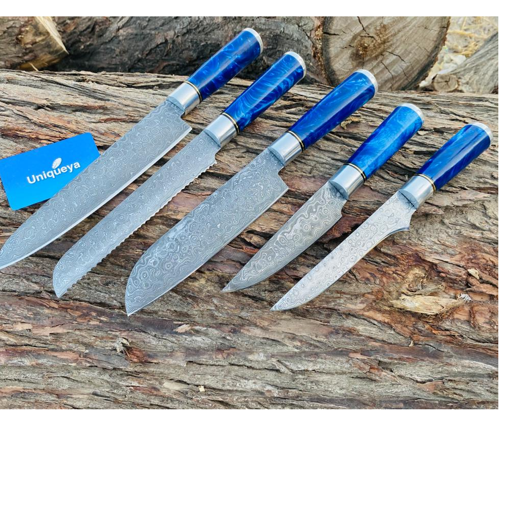 damascus steel chef set        
        <figure class=